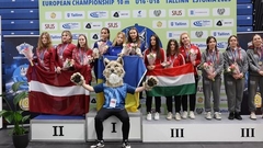 Agulei, Dvarišķei un Krūmiņai Eiropas U-18 čempionātā šaušanā ar pneimatiskajiem ieročiem sudraba medaļas