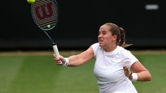 Ostapenko nepabeidz Īstbornas turnīra otrās kārtas spēli