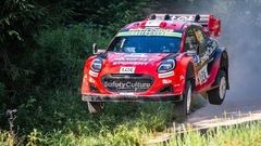 Seska ekipāža sāk WRC Somijas ralliju