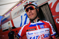 "Фавориты в борьбу еще не вступили"