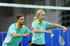 Две исторические медали бадминтона