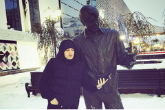 Фигуристы приехали к Гене Букину