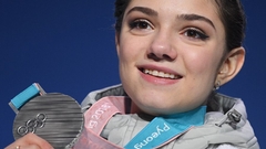 Медведева мечтает выглядеть в 40 лет так же как актриса Джоли