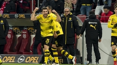 Защитник дортмундской "Боруссии" близок к переходу в "Арсенал"