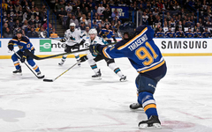 Российский форвард "Сент-Луиса" извинился за поражение от "Ванкувера"