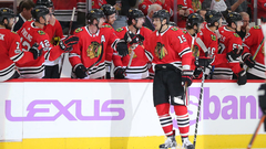 Российский форвард "Чикаго" получил травму в матче НХЛ