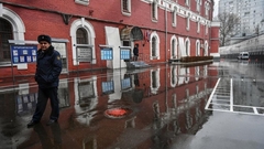 Известный врач назвал цирком матч с участием Мамаева и Кокорина