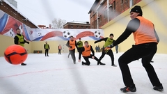 Мамаев сидит с наркоторговцами в СИЗО