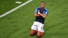 Мбаппе признался в сложном выборе между Роналду и Месси