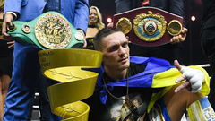 Украинца Усика WBC назначил чемпионом "в отпуске"