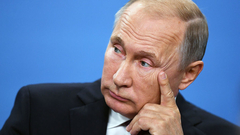 Путин поддержал идею создания футбольного "колхоза"