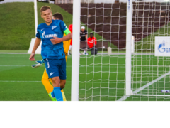 Зарплату Кокорина в "Зените" приравняли к МРОТ