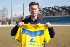 Экс-полузащитник "Барселоны" рассказал об отказе ЦСКА