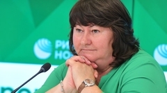 "Трассу не стали солить": Вяльбе оценила выступление Большунова