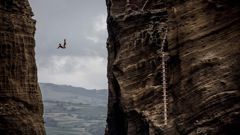 Россиянин Артем Сильченко победил на этапе Red Bull Cliff Diving (ВИДЕО)