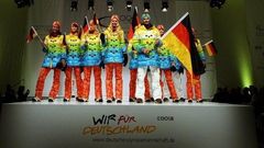 Олимпийская форма сборной Германии 
исполнена в цветах радуги