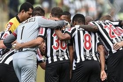 Футболист забил гол ударом с углового